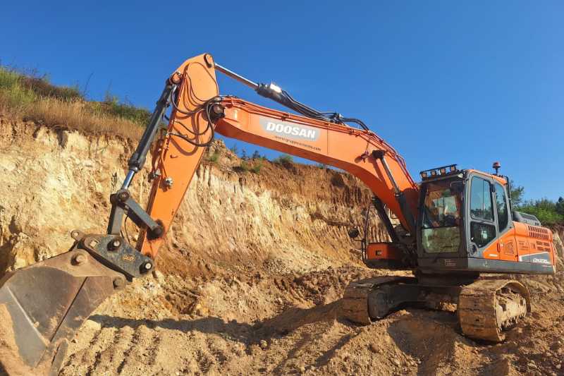 OmecoHub - Immagine DOOSAN DX240NLC